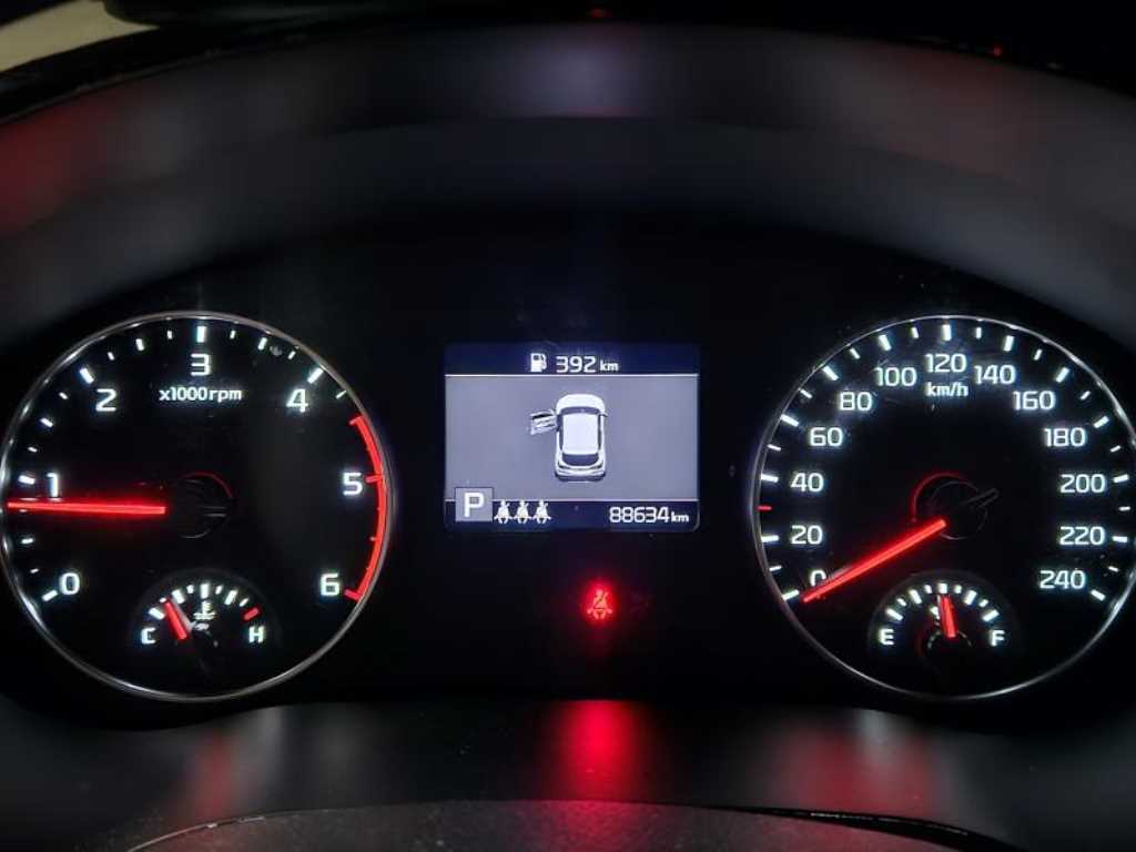 KIA Seltos - Vista 12