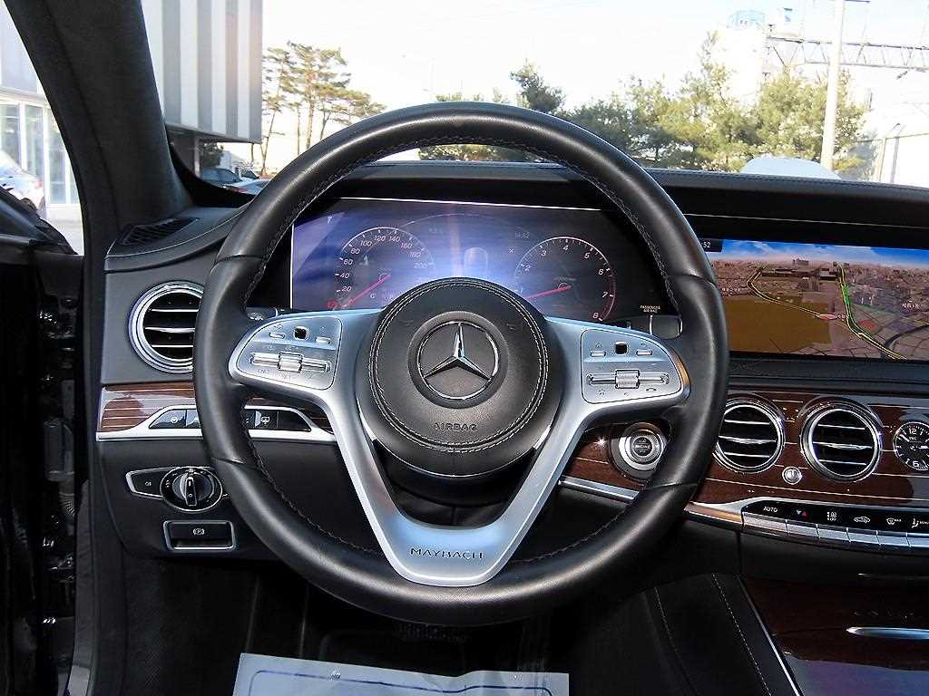 Mercedes Benz S Class - Vista 8