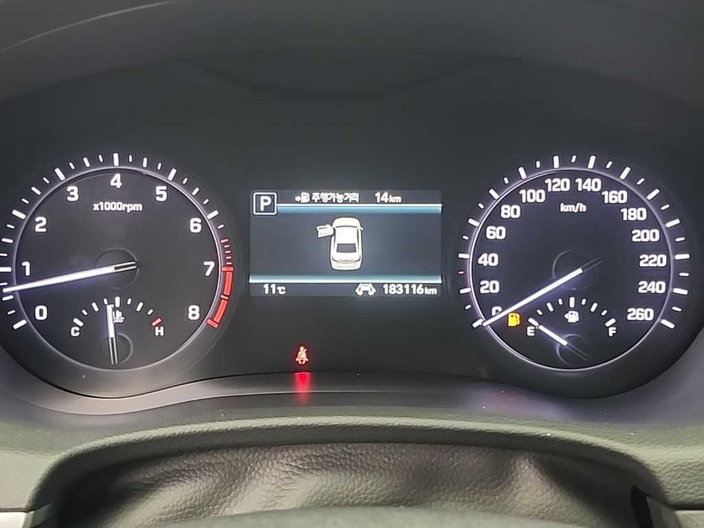 Genesis G80 - Vista 6