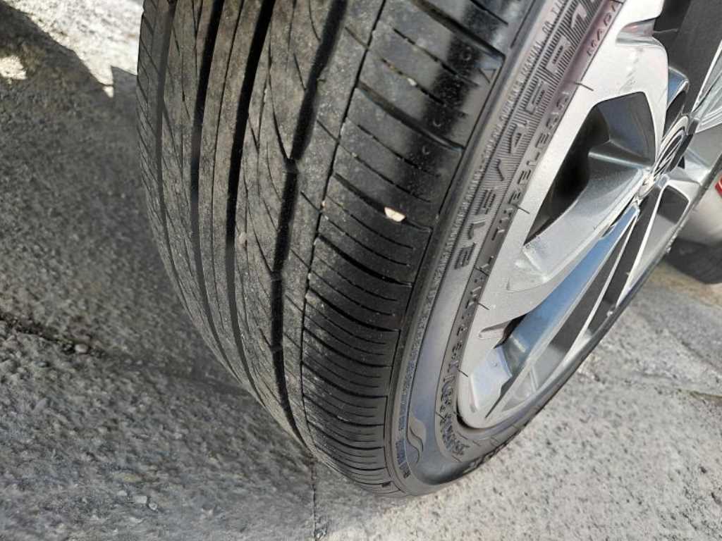 Ssangyong Tivoli 2016 Rojo - Importación desde Corea - HF Imports Iquique - Foto 20