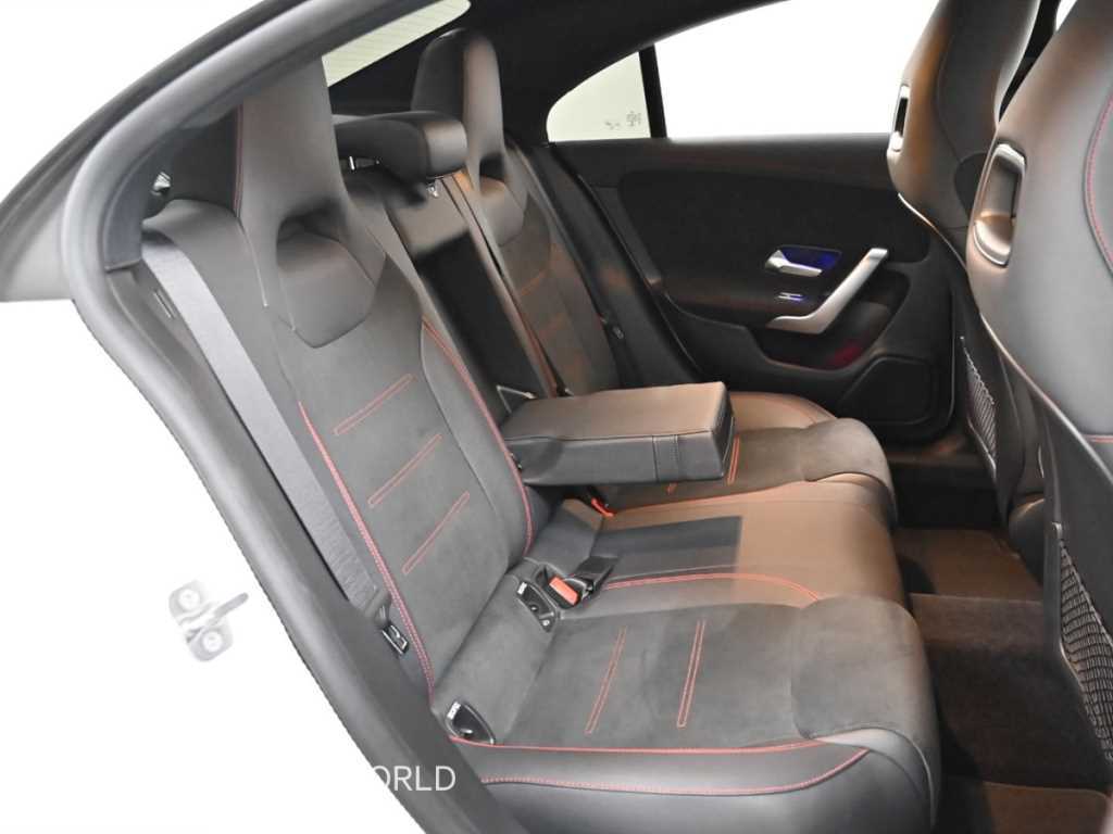 Mercedes Benz CLA Class - Vista 12