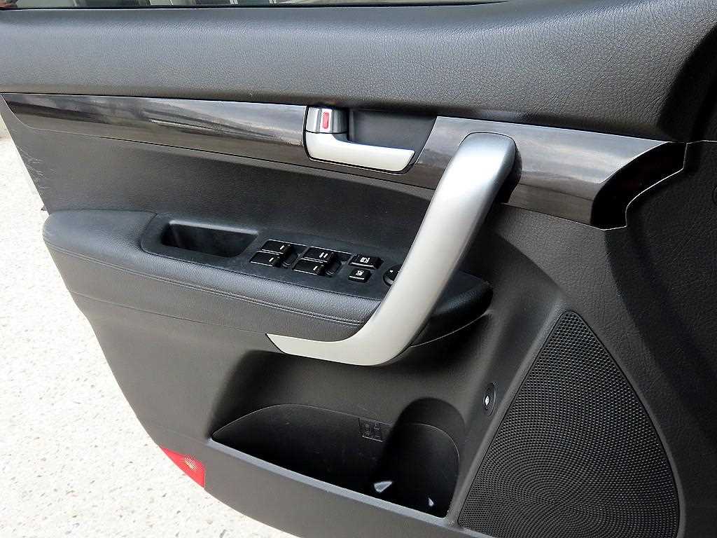 KIA Sorento - Vista 11