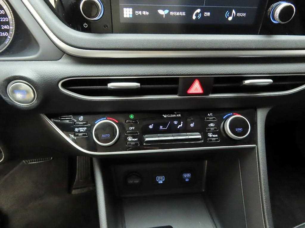 HYUNDAI Sonata - Vista 10