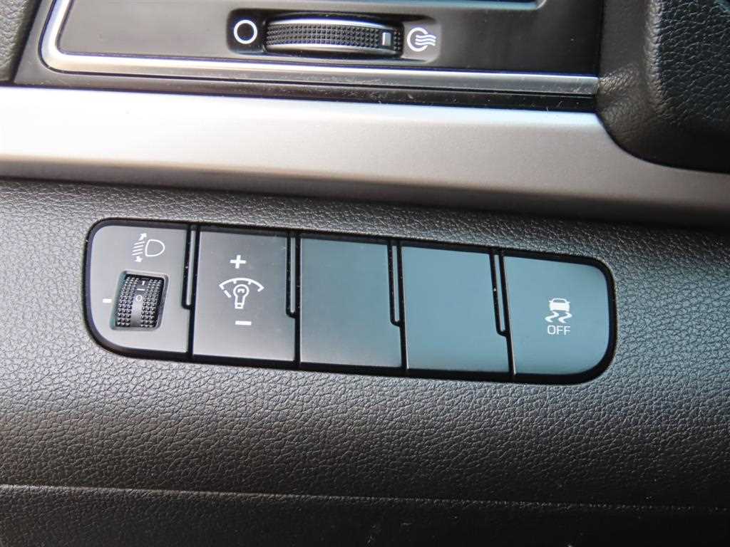 HYUNDAI Avante 2016 Gris - Importación desde Corea - HF Imports Iquique - Foto 16