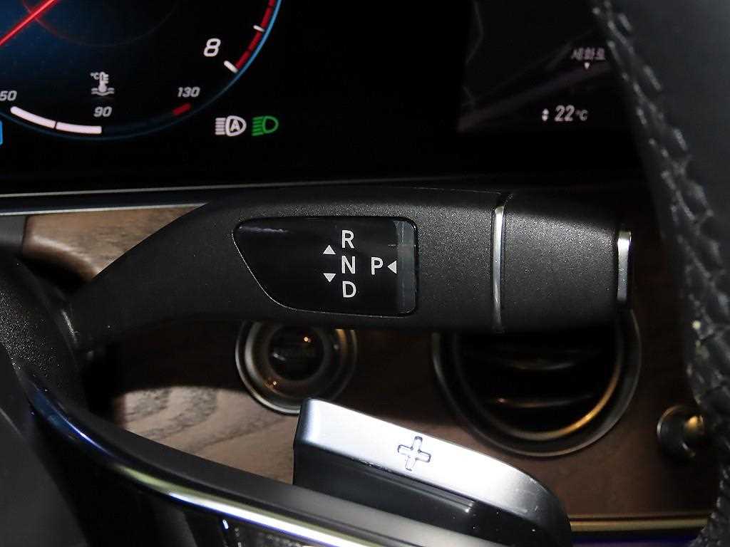 Mercedes Benz E class 2022 Blanco - Importación desde Corea - HF Imports Iquique - Foto 13