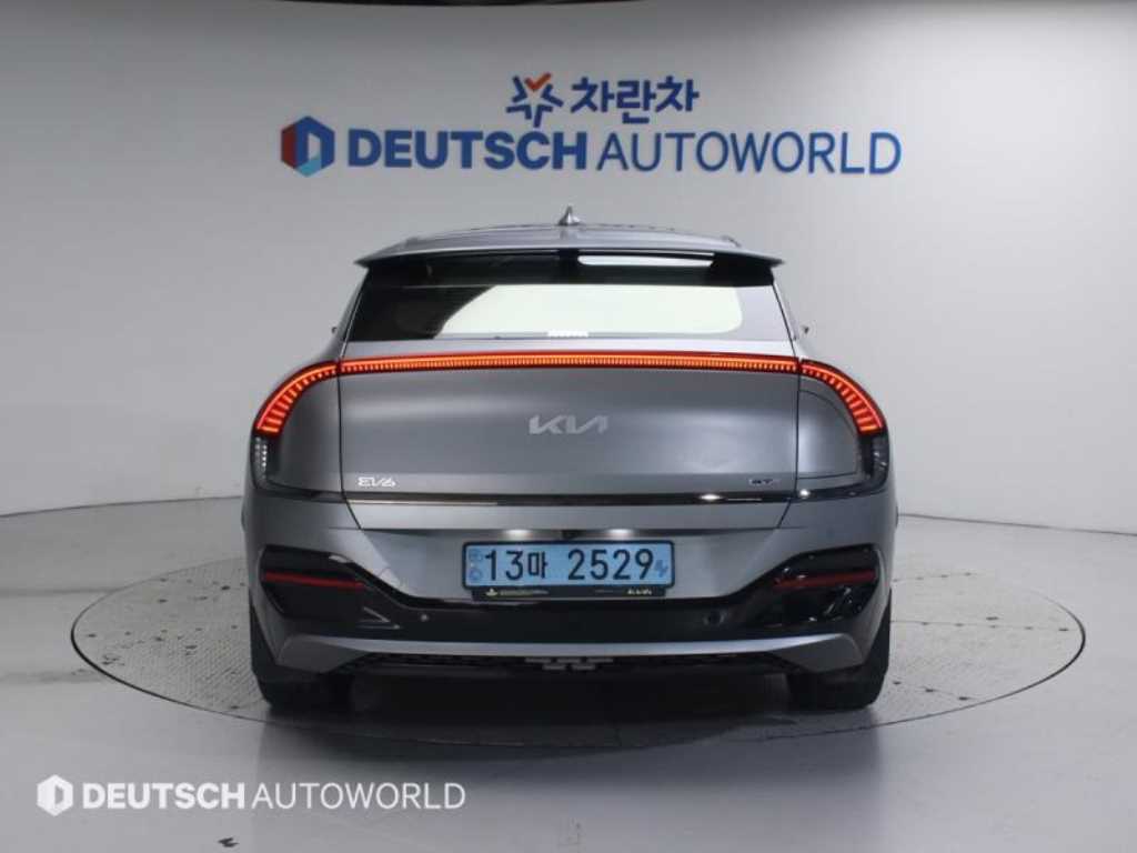 KIA EV6 - Vista 4