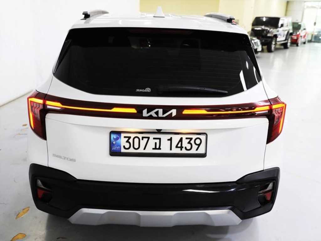KIA Seltos - Vista 6