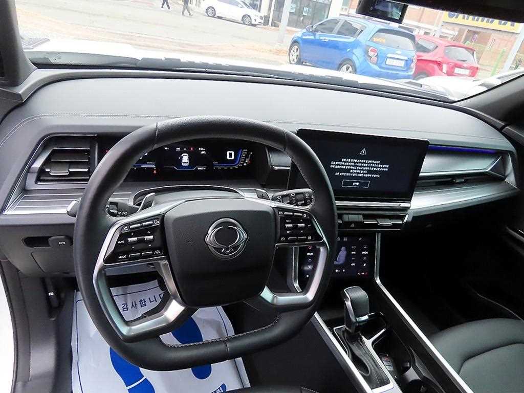 Ssangyong Torres - Vista 8