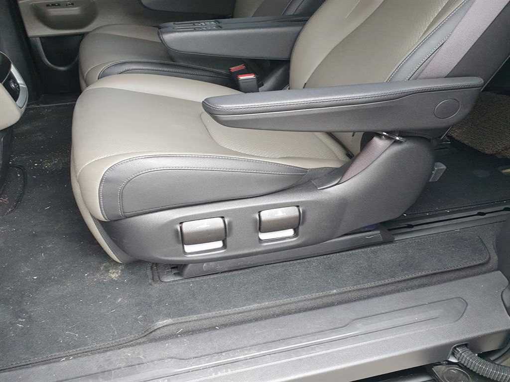 KIA Carnival 2025 Negro - Importación desde Corea - HF Imports Iquique - Foto 19