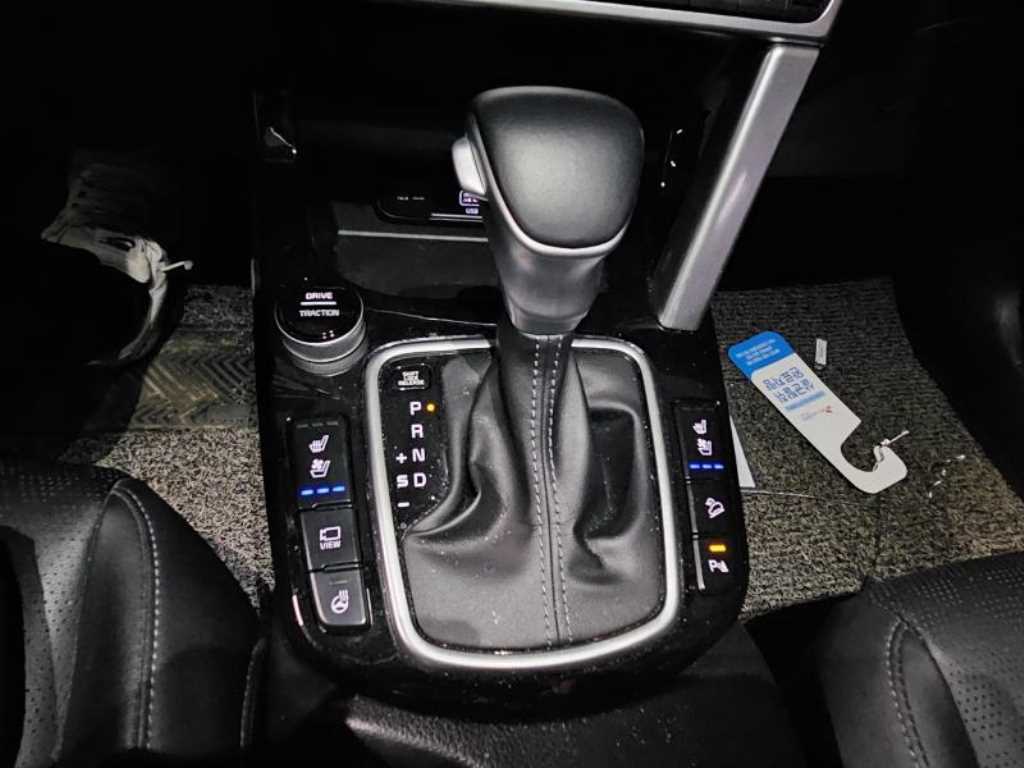 KIA Seltos - Vista 10