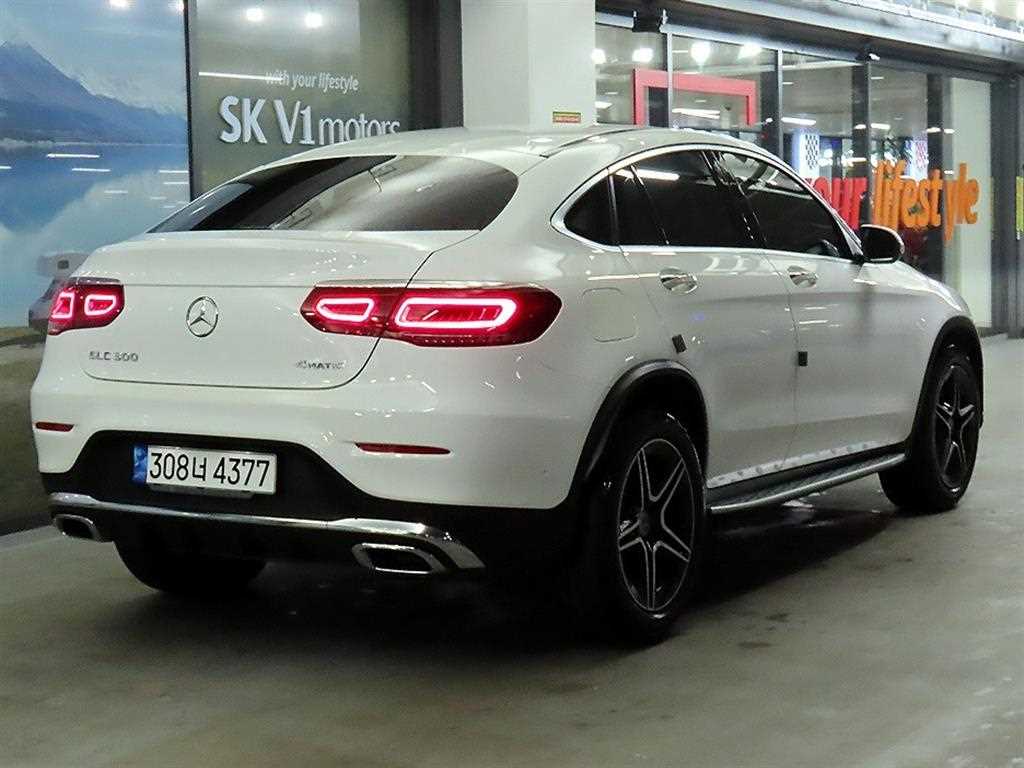 Mercedes Benz GLC Class - Vista 4