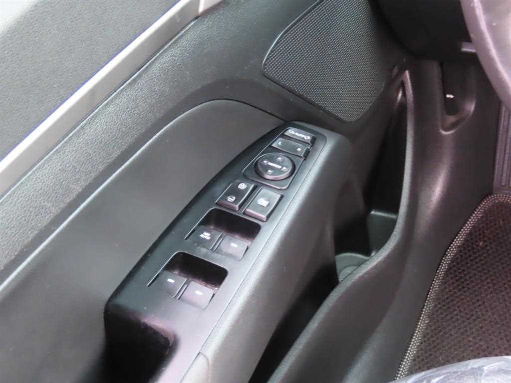 HYUNDAI Avante 2016 Gris - Importación desde Corea - HF Imports Iquique - Foto 14