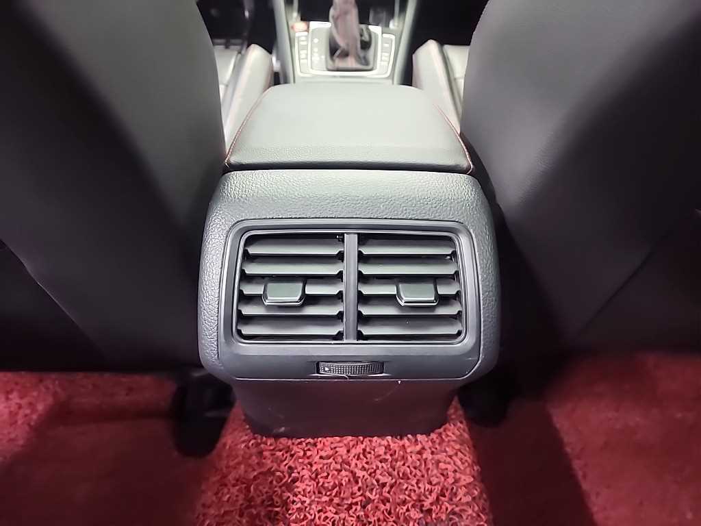 Volkswagen Golf 2015 Gris - Importación desde Corea - HF Imports Iquique - Foto 13