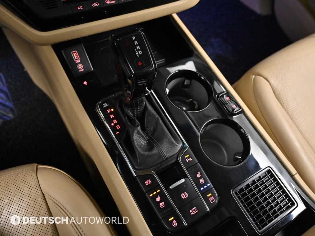 KIA Carnival - Vista 9