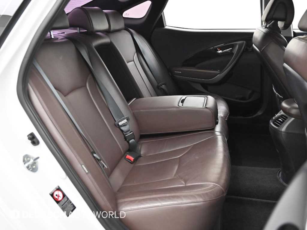 HYUNDAI Grandeur - Vista 12