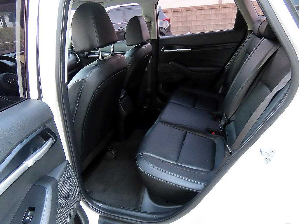 KIA Seltos - Vista 6