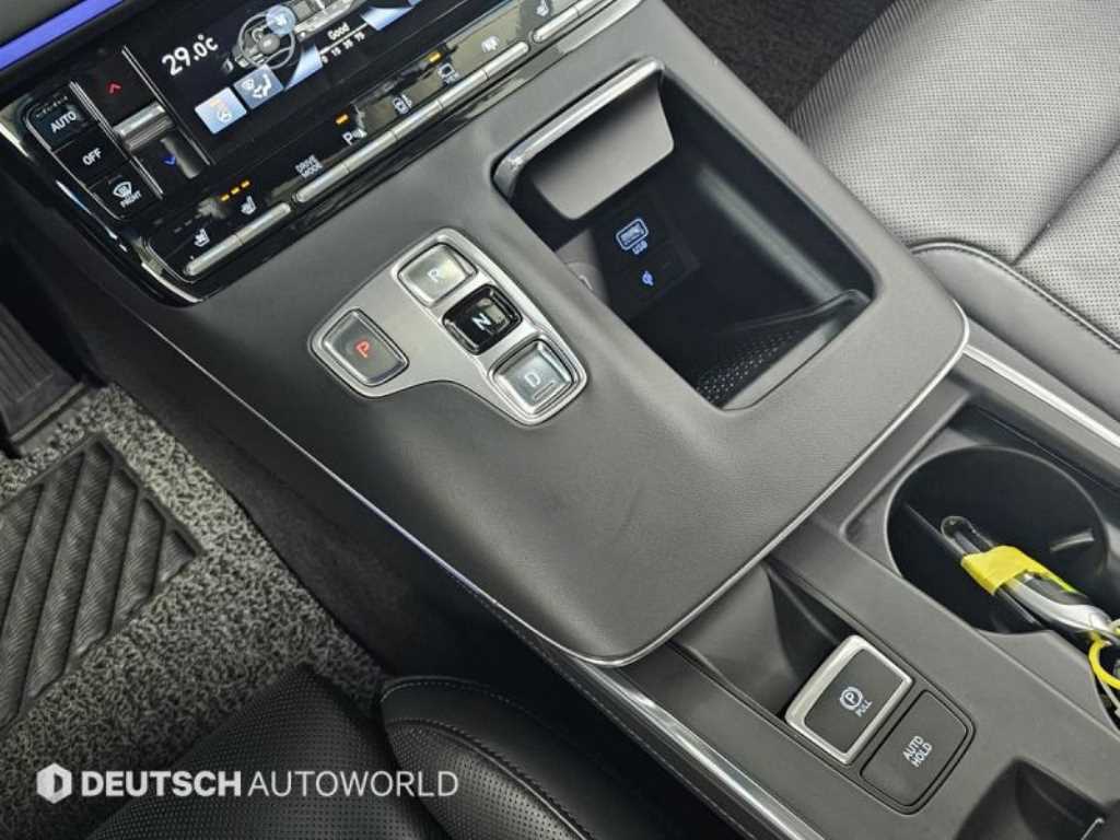 HYUNDAI Grandeur - Vista 9