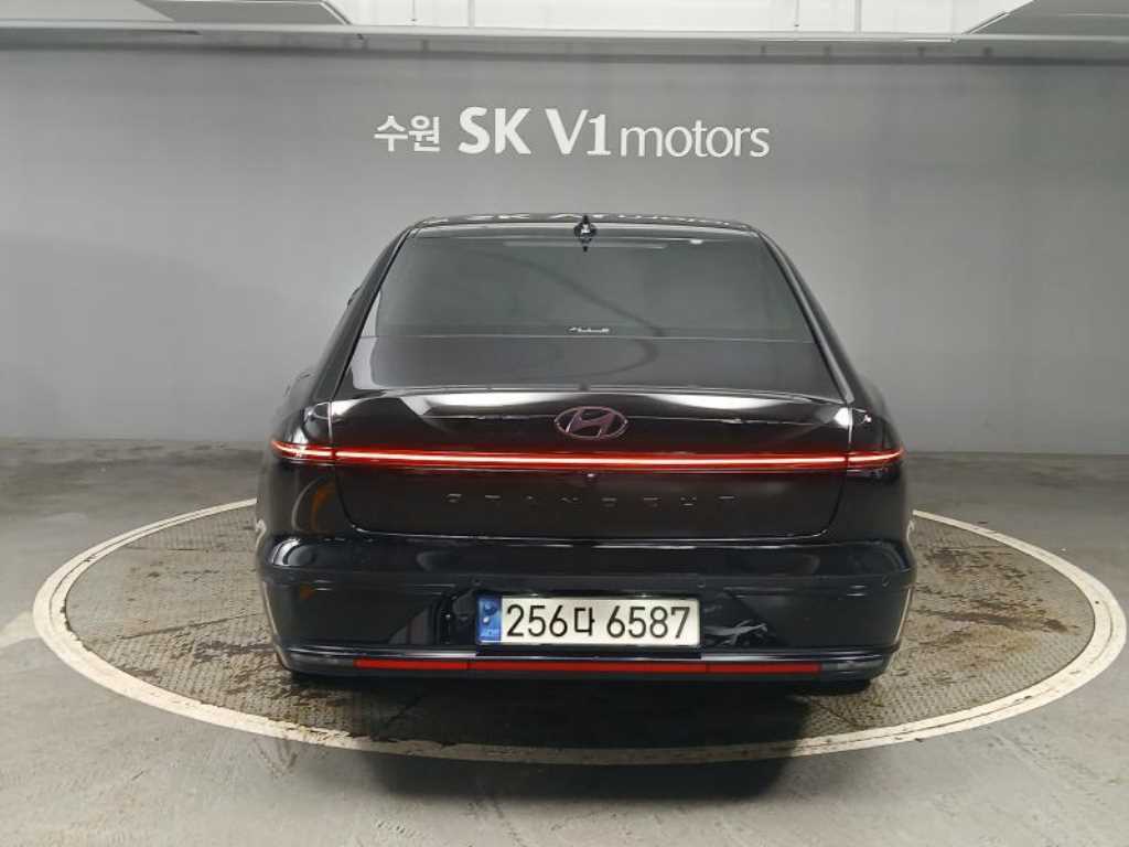 HYUNDAI Grandeur - Vista 5