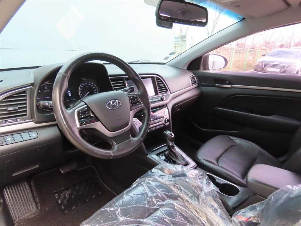 HYUNDAI Avante 2016 Gris - Importación desde Corea - HF Imports Iquique - Foto 17