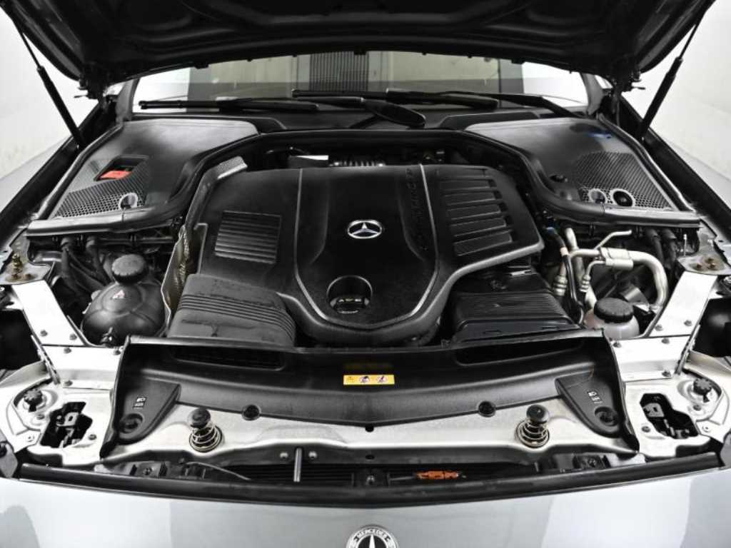 Mercedes Benz CLS Class - Vista 6