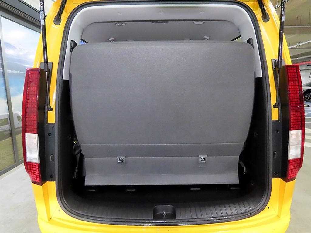 HYUNDAI Staria 2022 Amarillo - Importación desde Corea - HF Imports Iquique - Foto 16