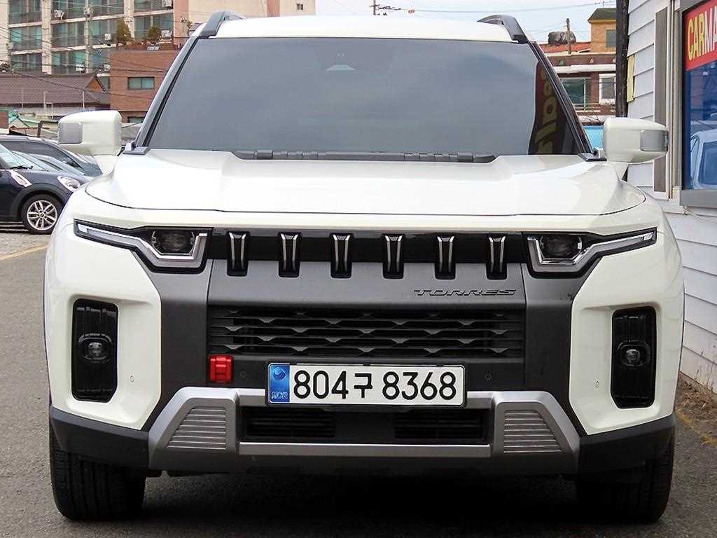 Ssangyong Torres 2024 Blanco - Importación desde Corea - HF Imports Iquique - Foto 1