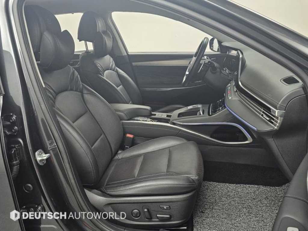 HYUNDAI Grandeur - Vista 10