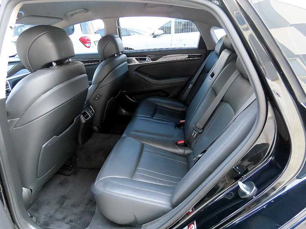 Genesis G80 - Vista 6