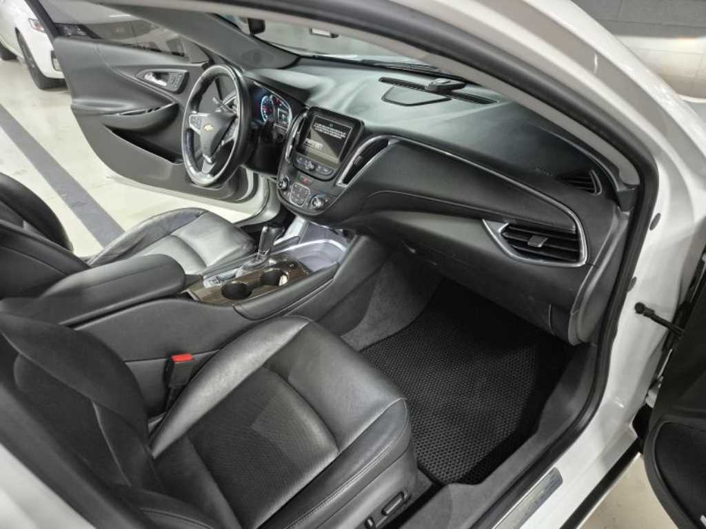 Chevrolet Malibu - Vista 7