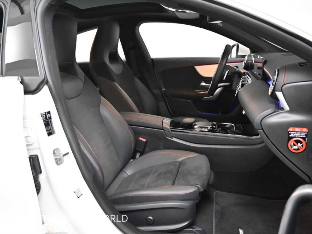 Mercedes Benz CLA Class - Vista 10