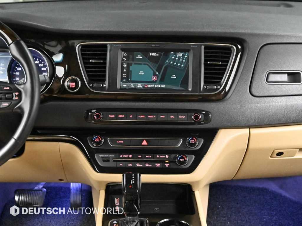 KIA Carnival 2019 Negro - Importación desde Corea - HF Imports Iquique - Foto 14