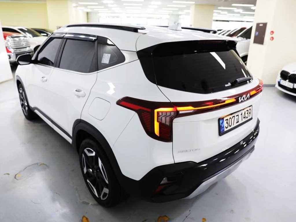KIA Seltos - Vista 7