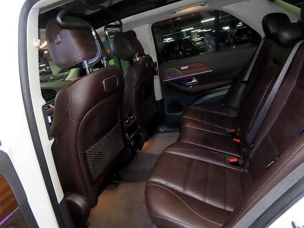 Mercedes Benz GLE Class - Vista 7