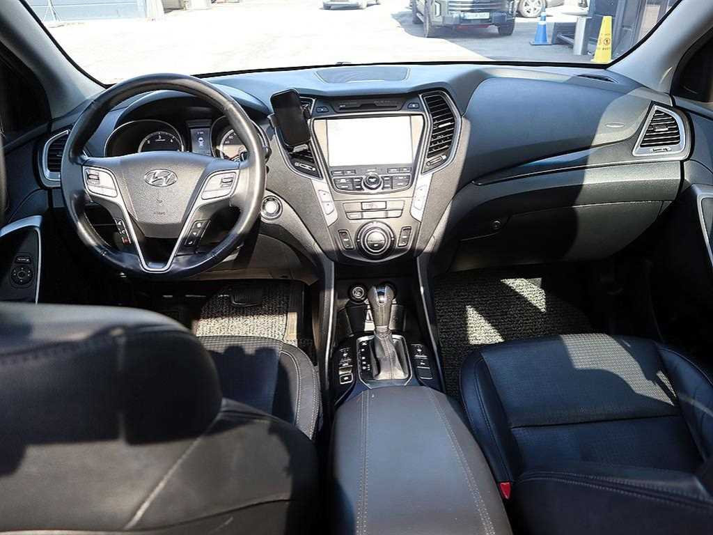 HYUNDAI Santa Fe - Vista 5