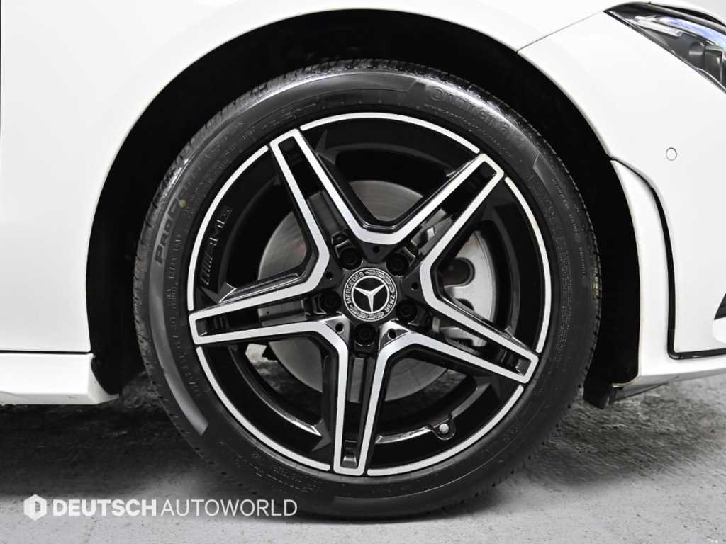 Mercedes Benz CLA Class - Vista 5