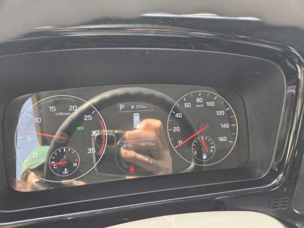 medium and large bus Hyundai bus - Vista 8