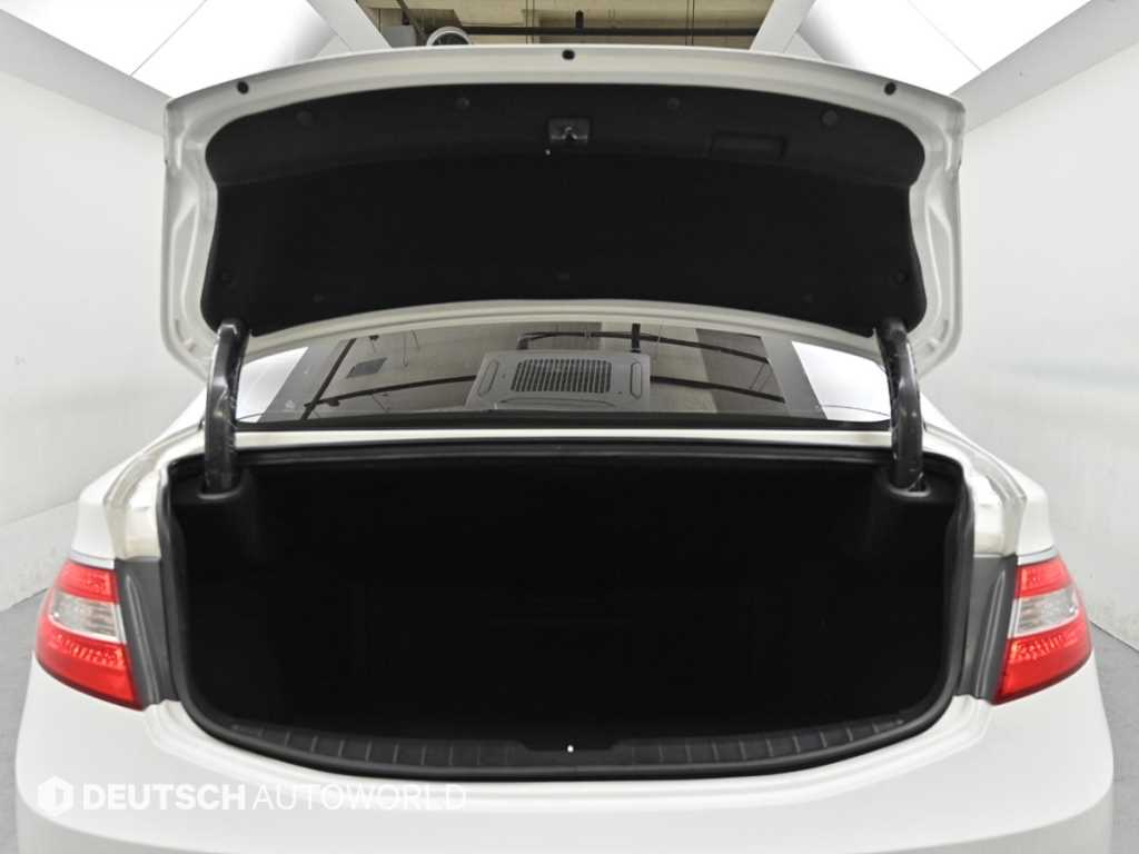 HYUNDAI Grandeur 2016 Blanco - Importación desde Corea - HF Imports Iquique - Foto 19