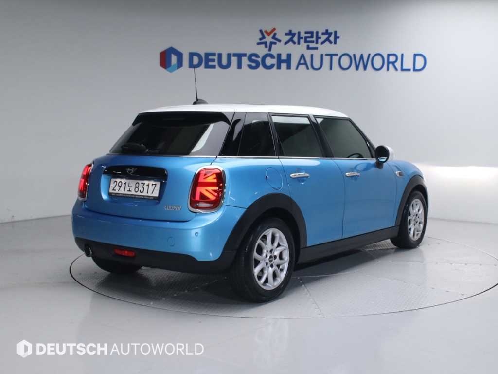 Mini Cooper - Vista 2