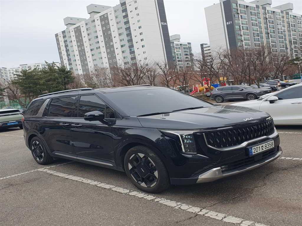 KIA Carnival - Vista 3