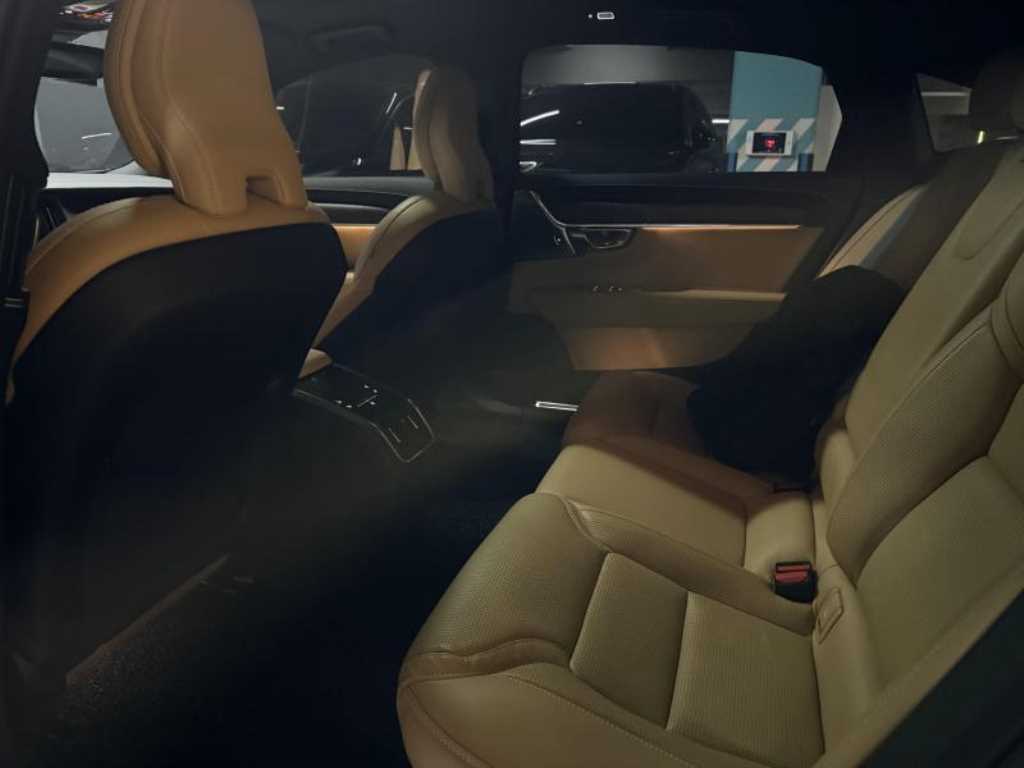 Volvo S90 - Vista 10