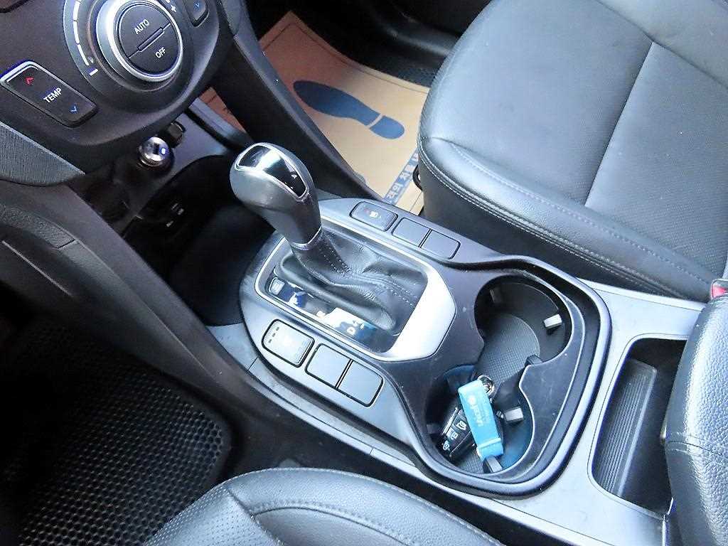 HYUNDAI Santa Fe - Vista 10