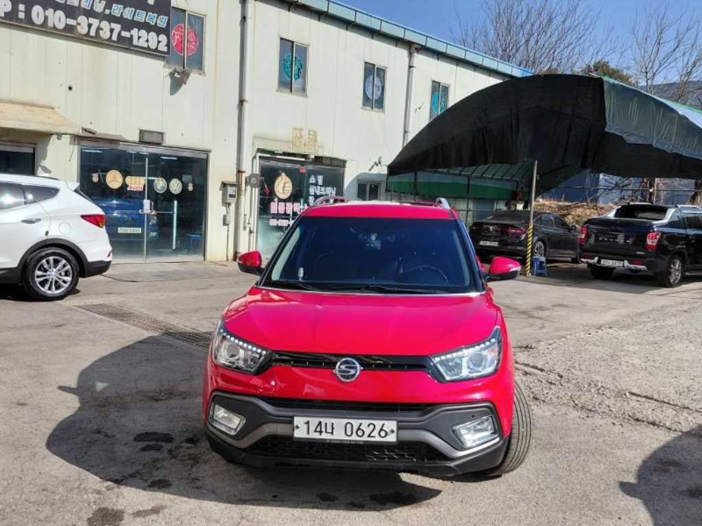 Ssangyong Tivoli - Vista 3