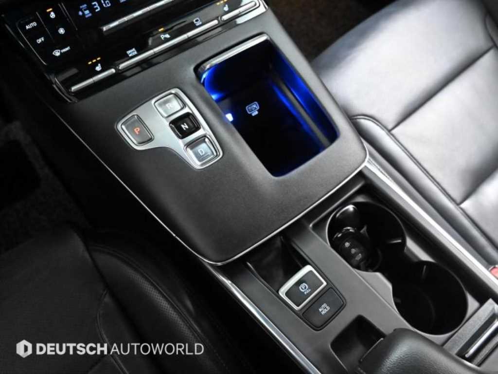 HYUNDAI Grandeur - Vista 9