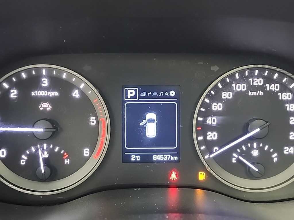 HYUNDAI Tucson - Vista 7