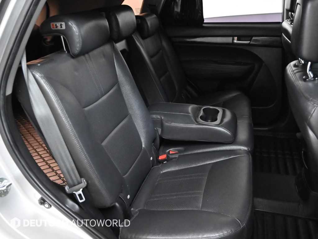 KIA Sorento - Vista 12