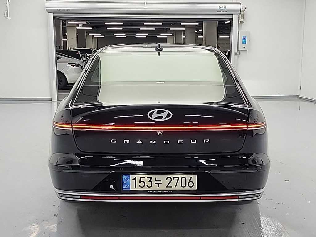 HYUNDAI Grandeur - Vista 4