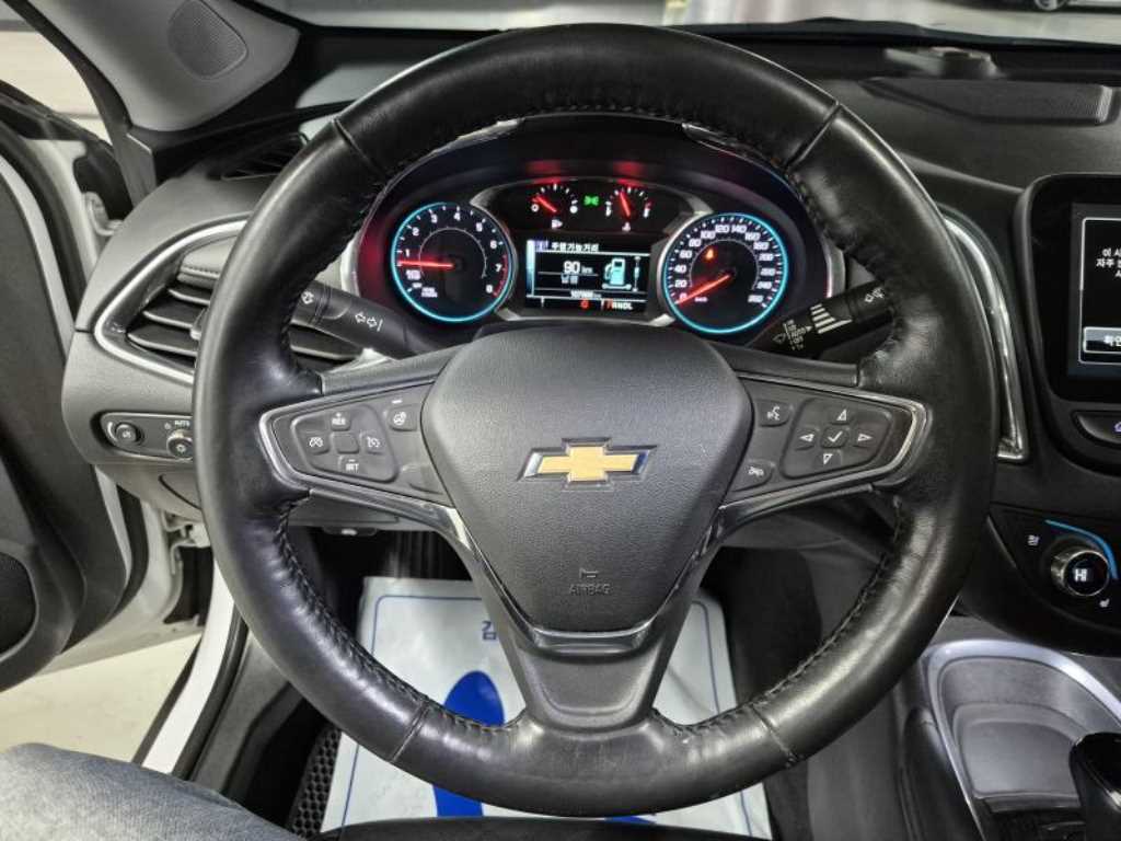 Chevrolet Malibu - Vista 9