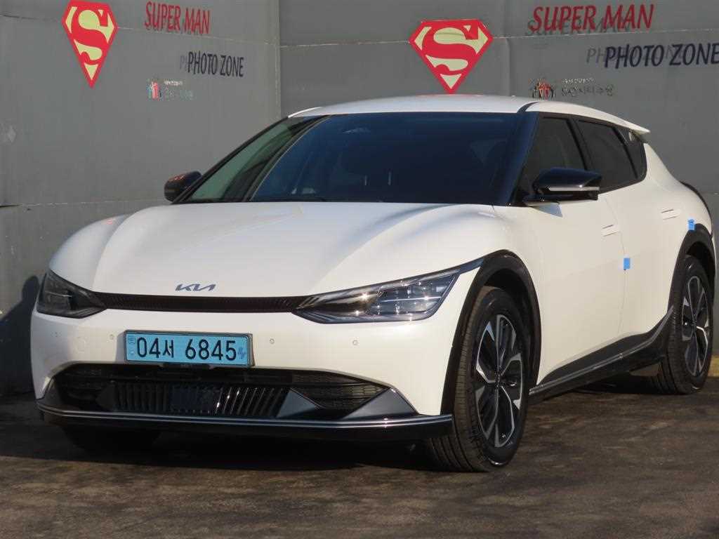KIA EV6 2023 Blanco - Importación desde Corea - HF Imports Iquique - Foto 1