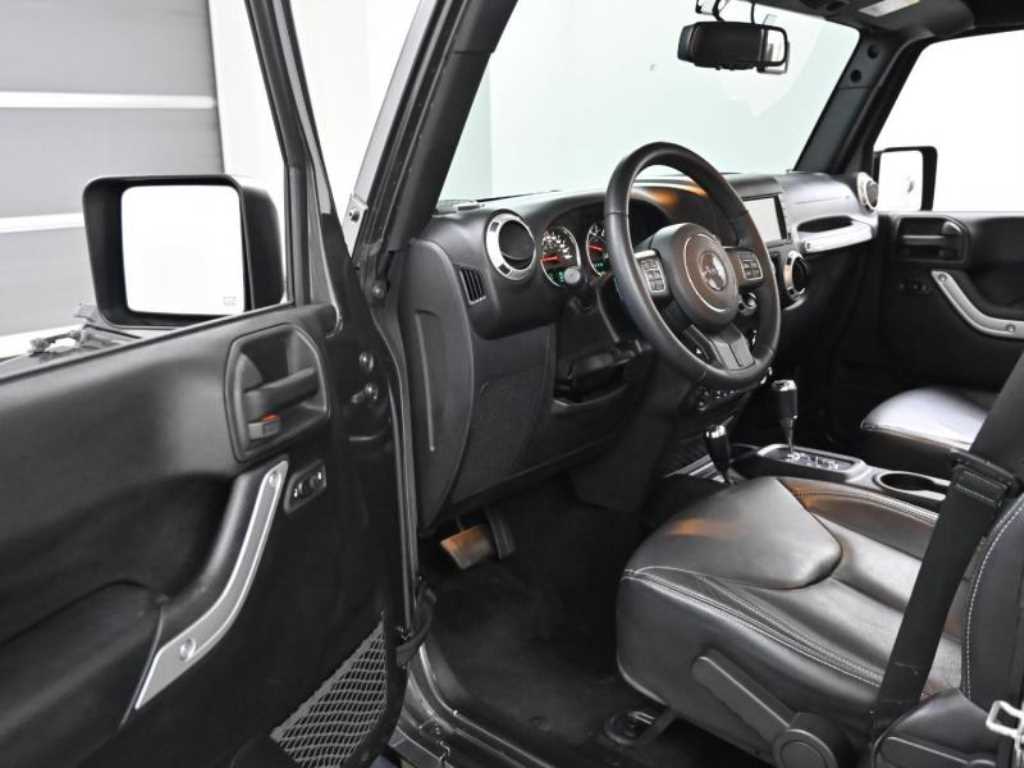 Jeep Wrangler - Vista 11