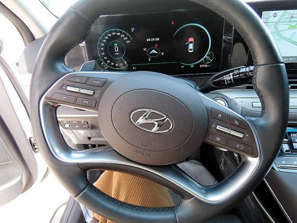 HYUNDAI Grandeur - Vista 8